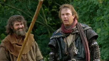 Le pendentif porté par Robin of Locksley (Kevin Costner) dans Robin des Bois : Prince des Voleurs