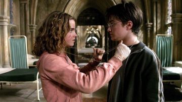 El collar de Hermione Granger (Emma Watson) en Harry Potter y el prisionero de Azkaban