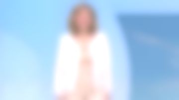 The jacket powder pockets flap microfibre charm of Valérie Maurice in Weather 2 the 30.03.2019