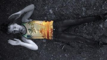 Palm Tree Tank Top de Klaus Hargreeves (Robert Sheehan) en The Umbrella Academy (S01E07)