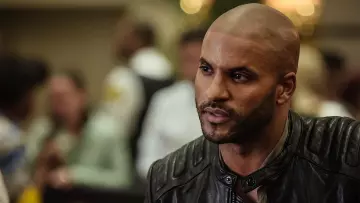 Leather jacket worn by Shadow Moon (Ricky Whittle) as seen in American Gods S01E03