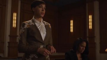 Jonathan Simkhai Appliqué Detalle Chaqueta a cuadros usada por Lucca Quinn (Cush Jumbo) en The Good Fight (S03E03)