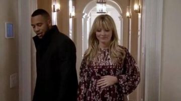 Giamba Floral Blouson Robe portée par Rhonda Lyon (Kaitlin Doubleday) dans l'Empire (S02E10)