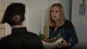 Bcbgmaxazria Adele Imprimé Robe Wrap porté par Amy Brookheimer (Anna Chlumsky) dans Veep (S03E05)