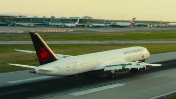 Air Canada Flight as seen in Little Italy