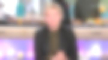 El leopardo superior de Anne-Élisabeth Lemoine en C à vous del 01/04/2019