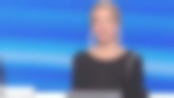 Le pull visuel éclair de Sidonie Bonnec dans Tout le monde à son mot à dire le 01.04.2019