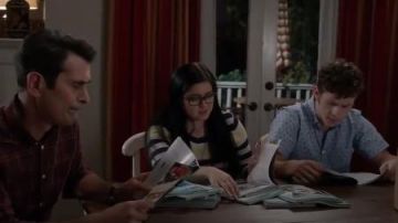 Halogen Three Quarter Sleeve Sweater in Oatmeal Lime Stripe worn by Alex Dunphy (Ariel Winter) in Modern Family (S08E08)