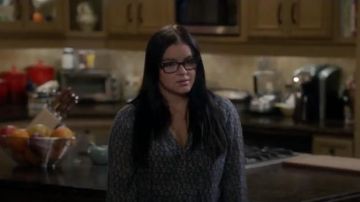 Lucky Brand Paisley Print Blouse worn by Alex Dunphy (Ariel Winter) in Modern Family (S09E04)