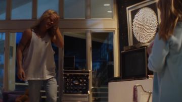 Nike White Oversize Tank Top worn by Vince Neil (Daniel Webber) in The Dirt