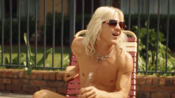 Sunglasses worn by Vince Neil (Daniel Webber) as seen in The Dirt