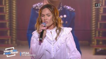 Le  Top coton blanc détails brodés de Vitaa dans Touche pas à mon poste du 03/04/2019