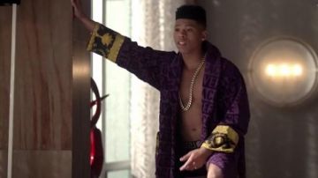 Versace Baroque Bathrobe in Violet worn by Hakeem Lyon (Bryshere Y. Gray) in Empire (S03E15)