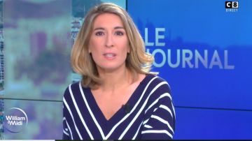 Le haut bleu marine rayé de Caroline Delage dans William à midi le 01.04.2019