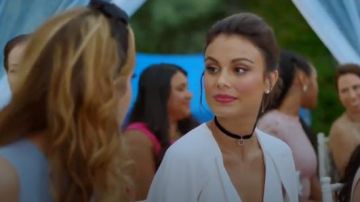 Black Choker Necklace worn by Cristal Jennings (Ana Brenda Contreras) in Dynasty (S01E05)
