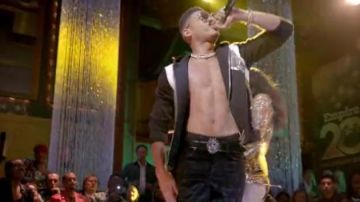 Bombardero DSquared2 usado por Hakeem Lyon (Bryshere Y. Gray) en el programa de televisión Empire (S04E10)