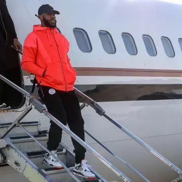 Sneakers Air Jordan 4 Retro "pale Citron" worn by Chris Paul on the Instagram account @complexsneakers