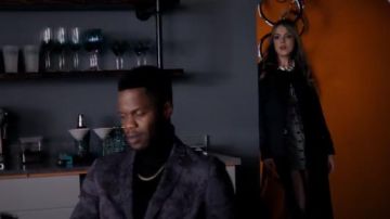 Epi Alma MM portés par Fallon Carrington (Elizabeth Gillies) dans la Dynastie Saison 1 Épisode 14