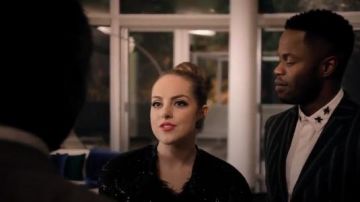 Holloway Paillettes Veste portée par Fallon Carrington (Elizabeth Gillies) dans la Dynastie Saison 1 Épisode 14