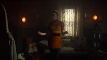 A.L.C. Doninico Suéter de Sabrina Spellman (Kiernan Shipka) en Chilling Adventures of Sabrina (S01E12)