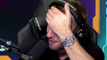 La montre Rolex portée par Squeezie dans la video TU PERDS, TU PAIES ! (ft. Squeezie, Gotaga, Micka, Doigby, ZeratoR)