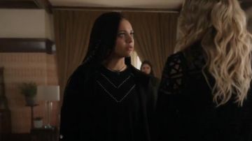 Maje Tabloid Studded T shirt worn by in Charmed (S01E17)