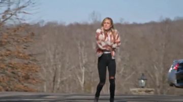 Rag & Bone Râpé Skinny Jeans portés par elle-Même (2018) (Kristin Cavallari) en Très Cavallari (S02E05)