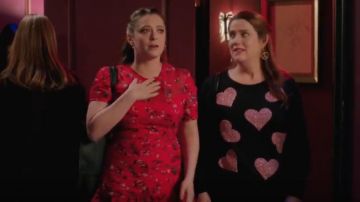 Tanya Taylor Carti Floral Imprimer Robe portée par Rebecca Tas (Rachel Bloom) dans Crazy Ex-Girlfriend (S04E17)