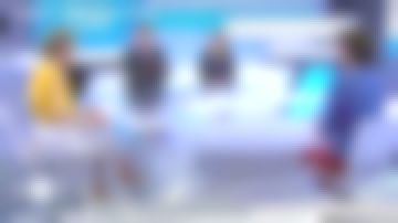 Falda de seda bordada de Caroline Roux en C dans l'air el 09.04.2019