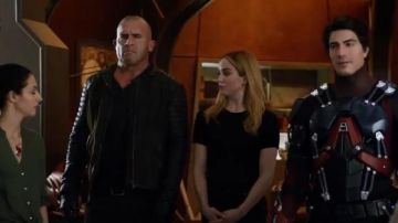 Theory Tolleree Cashmere Jumper worn by Sara Lance (Caity Lotz) in DC's Legends of Tomorrow (S04E02)