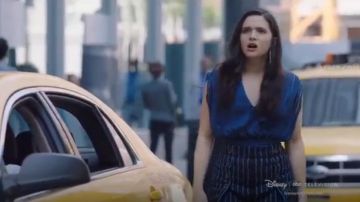 Derek Lam 10 Crosby Striped Cotton Linen Short usado por Jane Sloan (Katie Stevens) en The Bold Type (S03E01)