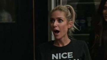 Collar poco común de James listo para mezclarse usado por ella misma (2018) (Kristin Cavallari) en Very Cavallari (S02E06)