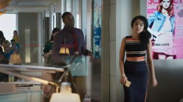 Ted Baker London Jeenie Crop Top usado por Kat Edison (Aisha Dee) en The Bold Type (S01E01)
