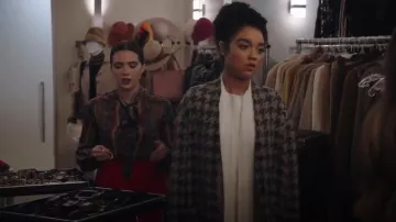 Chaqueta de Isabel Marant Jameson usada por Kat Edison (Aisha Dee) en The Bold Type (S01E07)