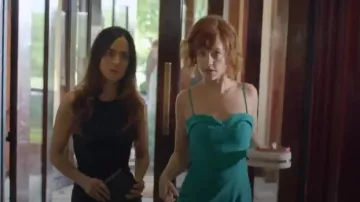 Halo noir Trèfle Robe Fourreau porté par Kelly Anne Van Awken (Molly Burnett) dans la Reine du Sud (S03E09)