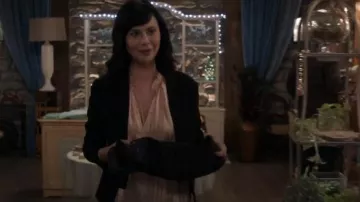 Ulla Johnson Deja Top usado por Cassie Nightingale (Catherine Bell) en Good Witch (S04E07)