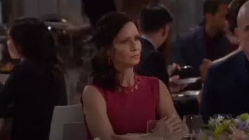 Ted Baker Kathryn Dress worn by Wendy (Florencia Lozano) in Kevin Can Wait (S02E18)