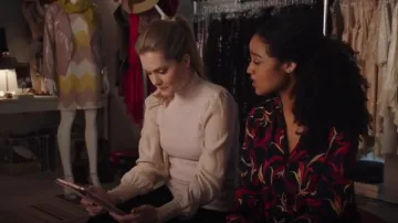 Rebecca Taylor Merino & Charmeuse Turtleneck Pullover worn by Sutton Brady (Meghann Fahy) in The Bold Type (S02E05)