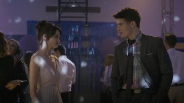 The white ball gown worn by Del / Delilah Luccetti (Ciara Bravo) in the Wayne series (Season 1 Episode 6)