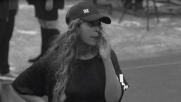 The black hat Ivy Park worn by Beyoncé in Homecoming: A Film by Beyoncé