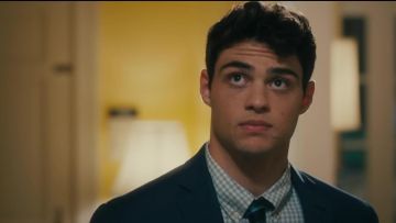 The plaid shirt blue Brooks Rattigan (Noah Centineo) in The Perfect Date
