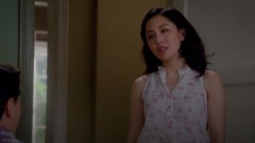Modcloth Go Breezy on Me Cotton Sleevelss Top. worn by Jessica Huang (Constance Wu) in Fresh Off the Boat (S05E22)