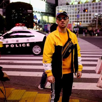 La veste Adidas portée par Squeezie sur son compte Instagram @xsqueezie