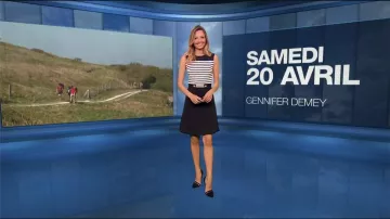 La robe à rayures sans manche de Gennifer Demey dans la Météo M6 du 20 avril 2019