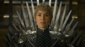 Cersei Lannister's (Lena Headey) metal shoulder plates as seen in Game of Thrones S07E02