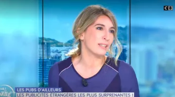 La blouse en crêpe marine de Caroline Delage dans William à midi le 23.04.2019