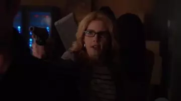 Peggy Li Iolite Frame Earrings worn by Felicity Smoak (Emily Bett Rickards) in Arrow (S07E19)