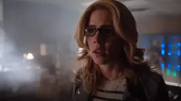 Peggy Li Framed Iolite Necklace worn by Felicity Smoak (Emily Bett Rickards) in Arrow (S07E19)