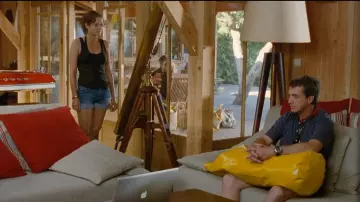 Le débardeur noir porté par Marie (Marion Cotillard) dans Les Petits Mouchoirs