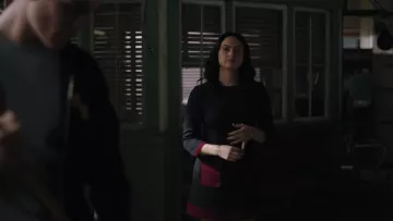 La robe Ted Baker portée par Veronica Lodge (Camila Mendes) dans Riverdale (S03E19)